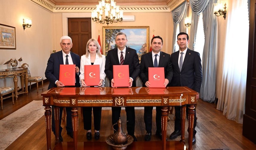 Antalya ve Alanya'da muhtarlara yönelik akademik eğitim başlıyor