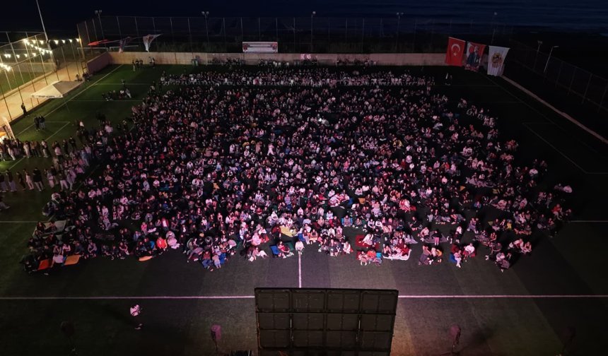 Alanya'da “Açık Hava Sinema” etkinliği düzenlendi