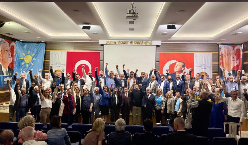 İYİ Parti Alanya’da gövde gösterisi: 200 Yeni üye kazandı