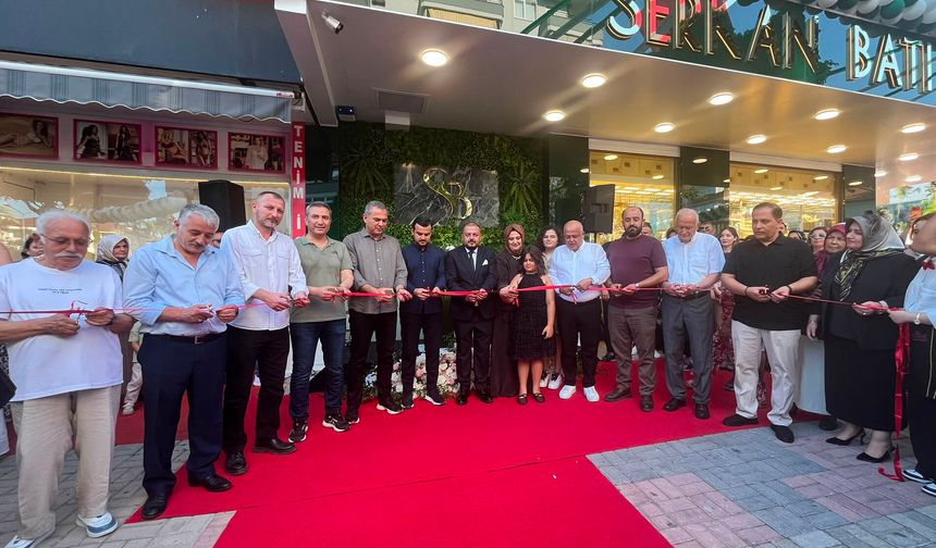 Alanya’da Serkan Batı Kuyumculuk açıldı
