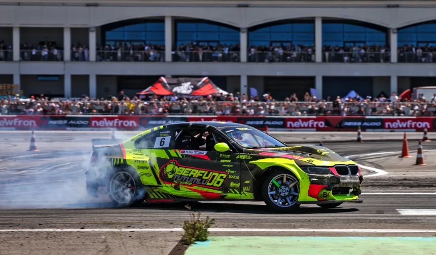 Drift heyecanı TOSFED İstanbul Park'ta sürüyor