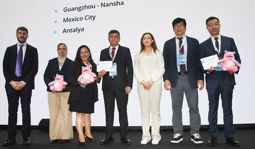 Antalya Büyükşehir'e Metropolis'te iki önemli görev