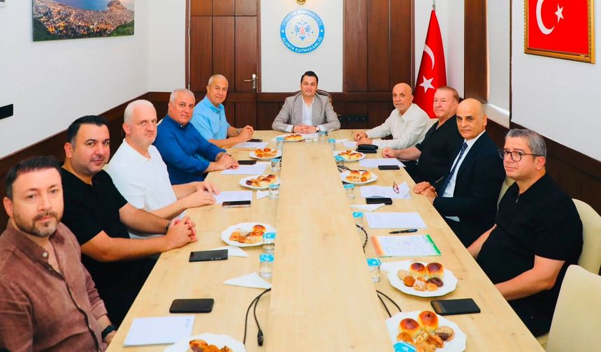 Alanyaspor’a yeni sezon desteği: Alanya’da zirve toplantısı