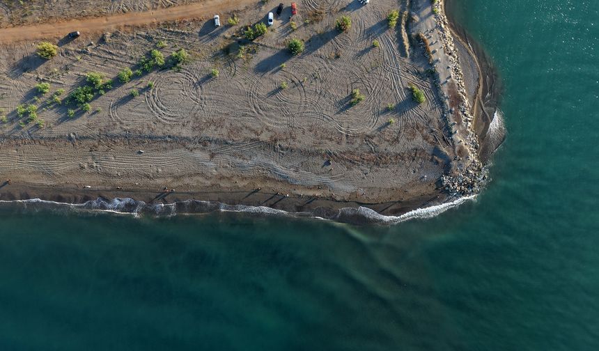 Caretta yuvası 21 sahile araçla girmenin, ateş yakmanın cezası 699 bin TL