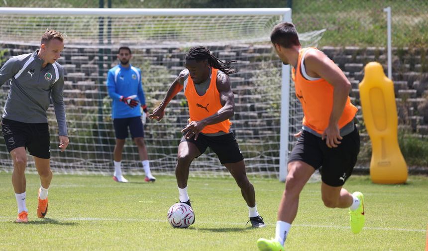 Alanyaspor, Erzurum Palandöken’de 2. etap kamp çalışmalarına başladı