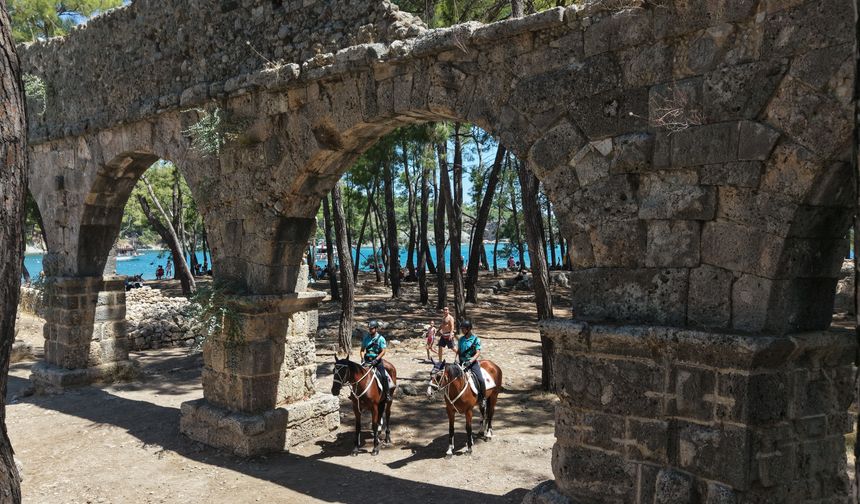 Atlı jandarma timi, tarihi miras için devriyede