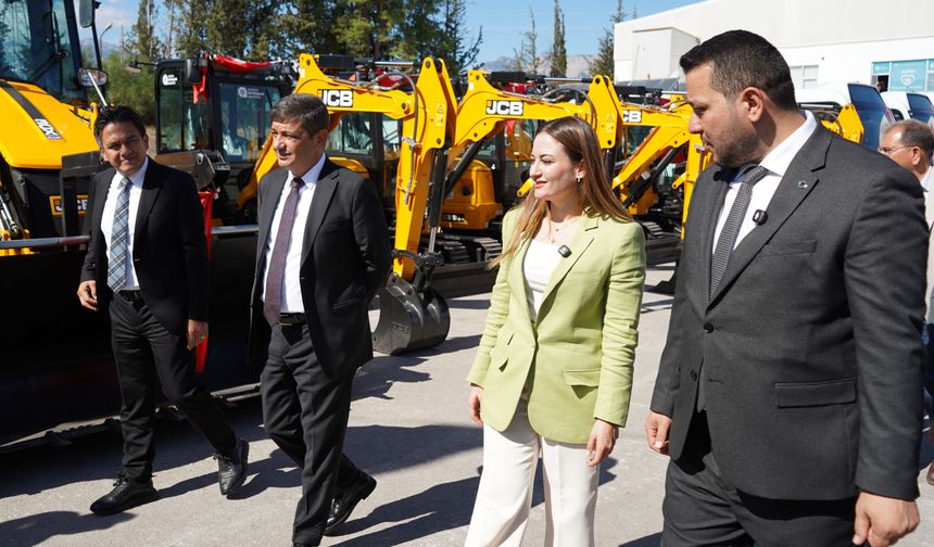 Büyükşehirde yeni araçlar tanıtıldı