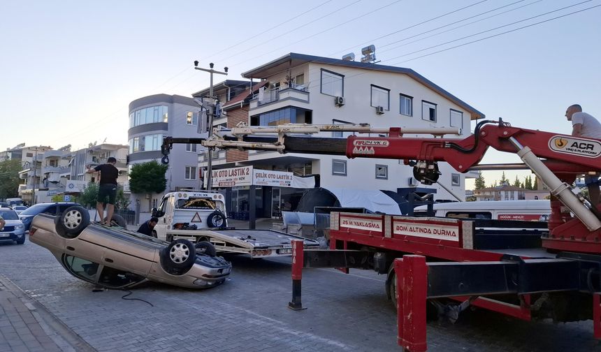 Gazipaşa'da kamyonetle çarpışan otomobil takla attı