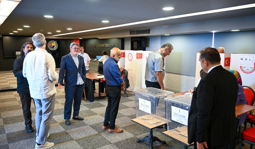 ATB'de Ali Çandır güven tazeledi