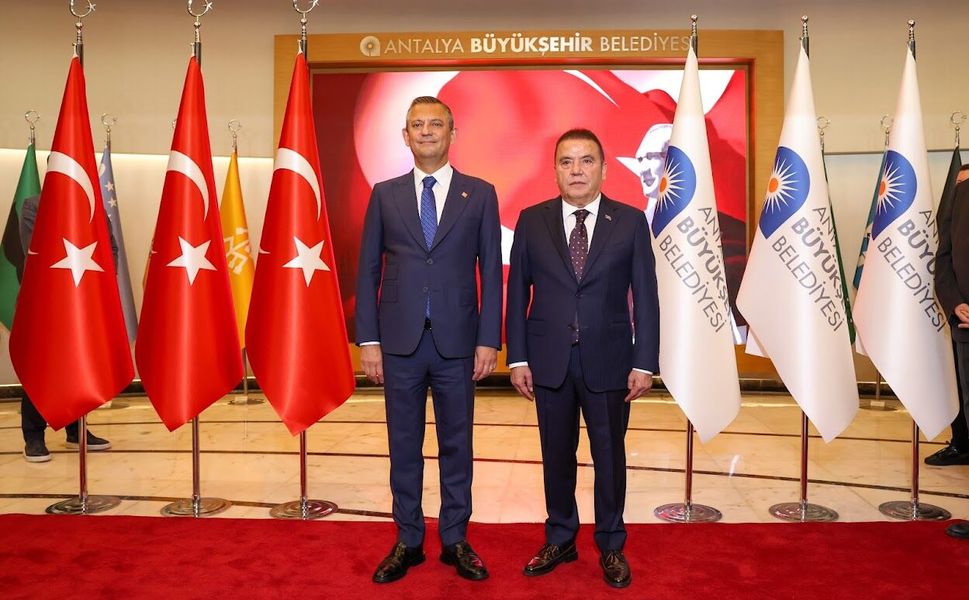 Özgür Özel'in de yer aldığı 6 CHP milletvekili hakkında fezleke talebi