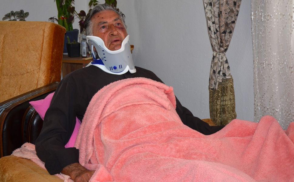 Litvanyalı boksör, telefonunu şarja takmadı diye tur şoförünü darbetti