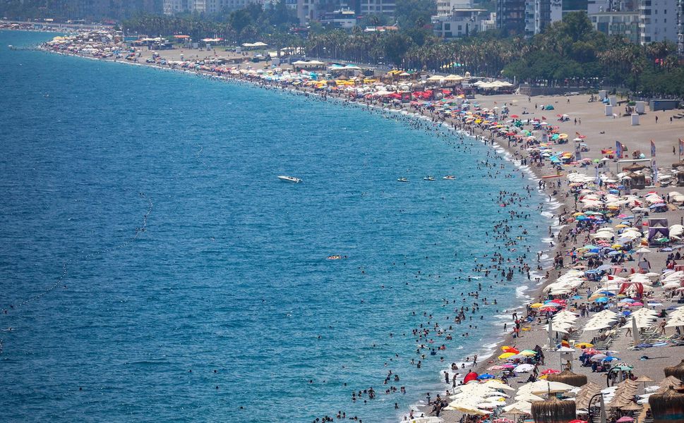 'Antalya oturmuş bir turizm imparatorluğu'
