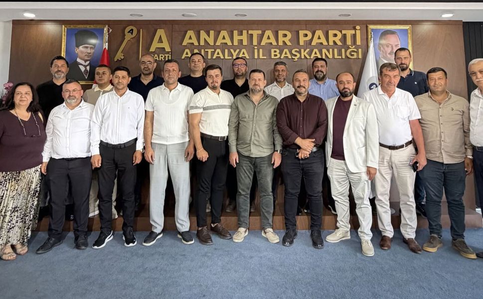 Anahtar Parti Alanya, Antalya İlçe Başkanları Toplantısı’na katıldı