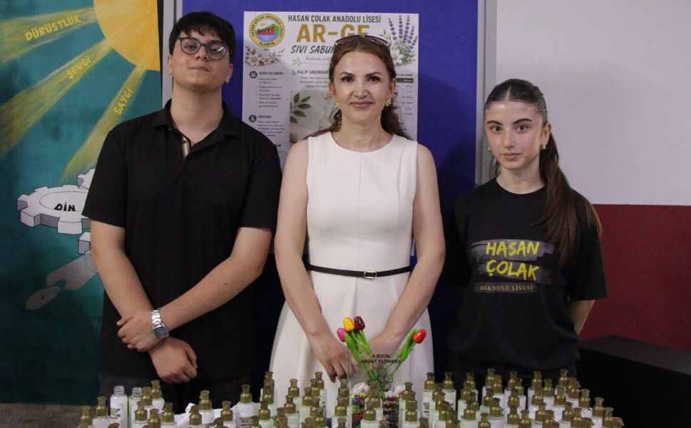 Hasan Çolak Anadolu Lisesi’nden Vefa ve İyilik Projesi