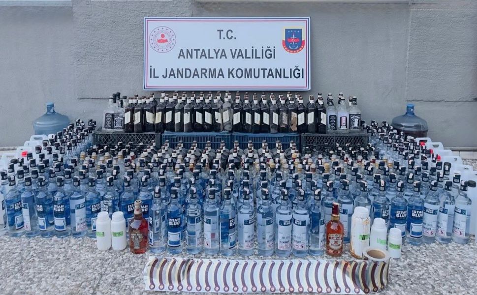 Manavgat'ta kaçak alkol operasyonu: 1 Şüpheli tutuklandı