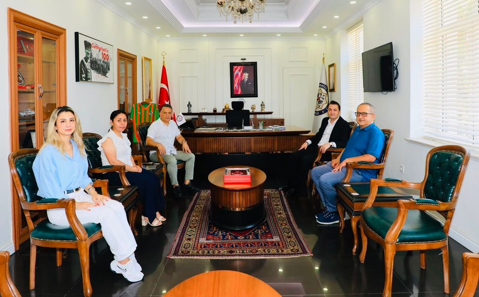 Alanya Kaymakamı Öztürk’e nezaket ziyareti