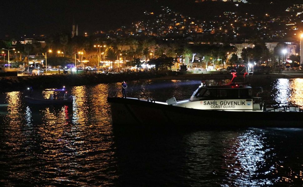 19 yaşındaki Ömer, serinlemek için girdiği denizde boğuldu
