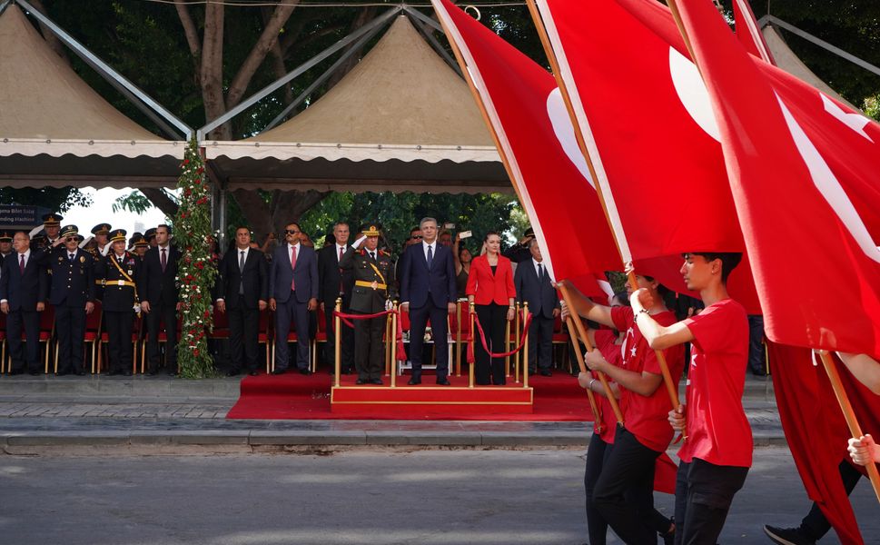 Antalya'da 30 Ağustos Zafer Bayramı coşkusu