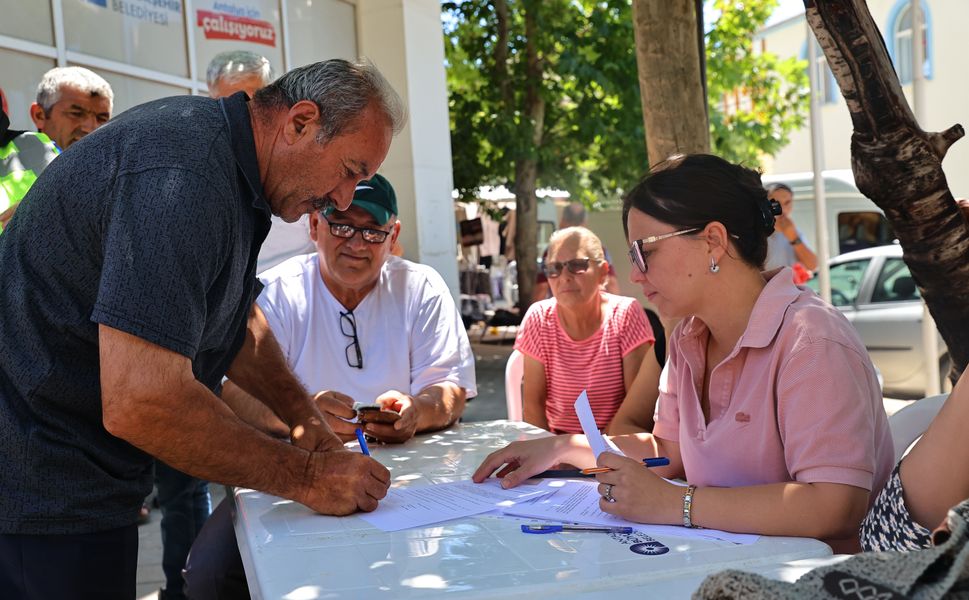 Büyükşehir'den Gündoğmuş ve İbradılı arıcılara bereket kovanı
