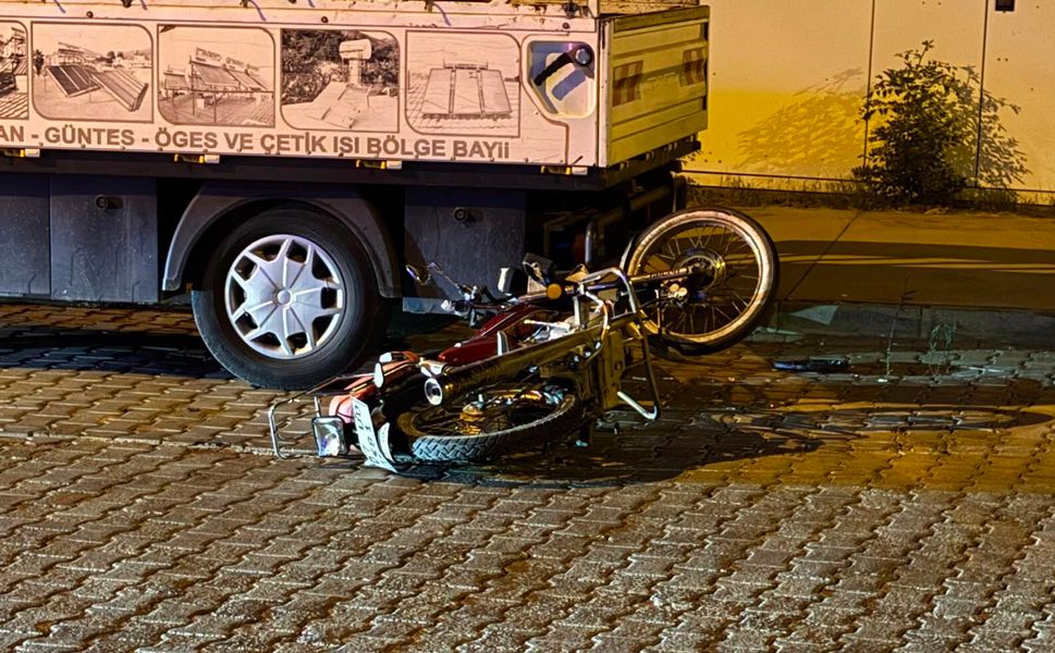 Gazipaşa'da otomobille çarpışan motosikletli yaralandı