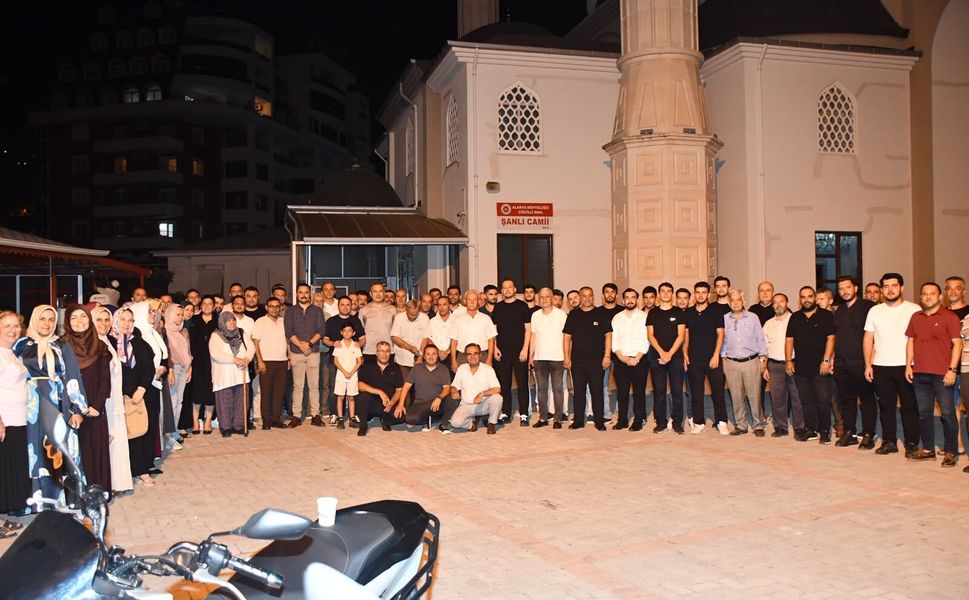 Ak Parti Alanya’da vefa ve dua programı düzenledi