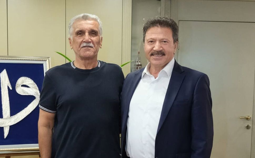Alanya Minibüscüler Odası Başkanı Paşa Özkan servisçilerin taleplerini iletti
