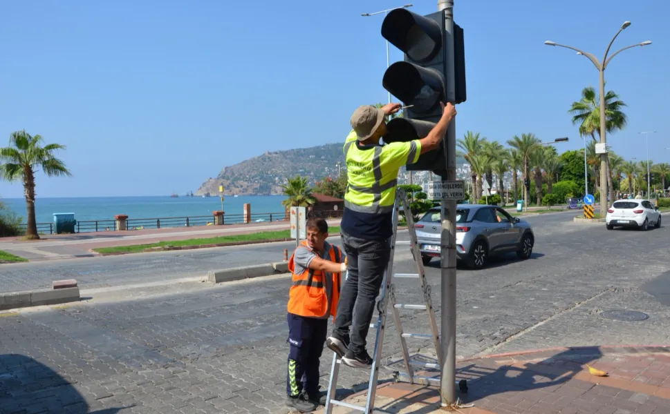 Alanya'da sinyalizasyonlara genel bakım