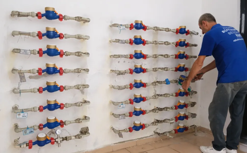 Sayaç yenileme çalışmasının ilk uygulaması Alanya'da başladı.