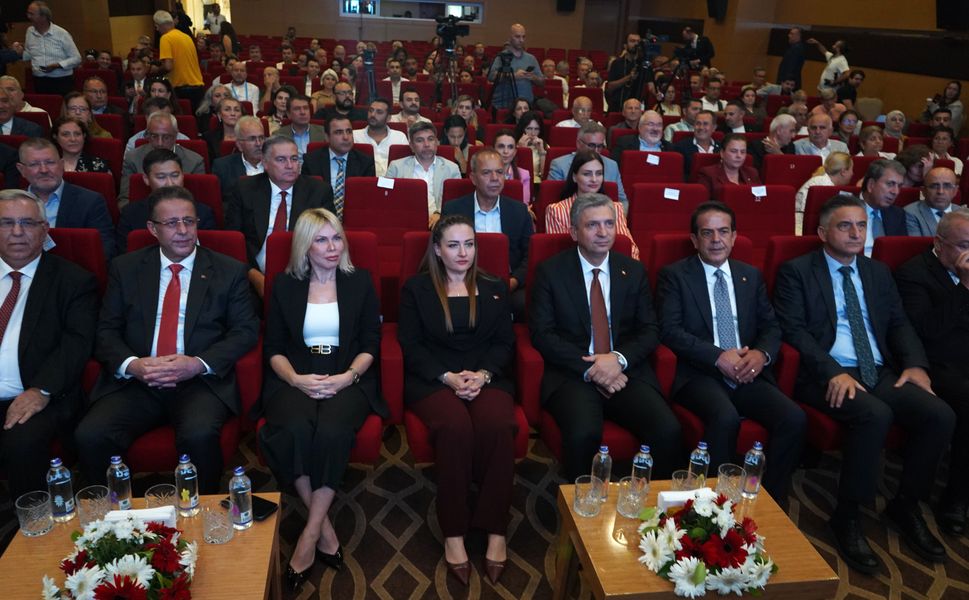 Antalya'da su zirvesi: Vali Şahin 'Acı reçete' dedi, Çandır COP31'e işaret etti