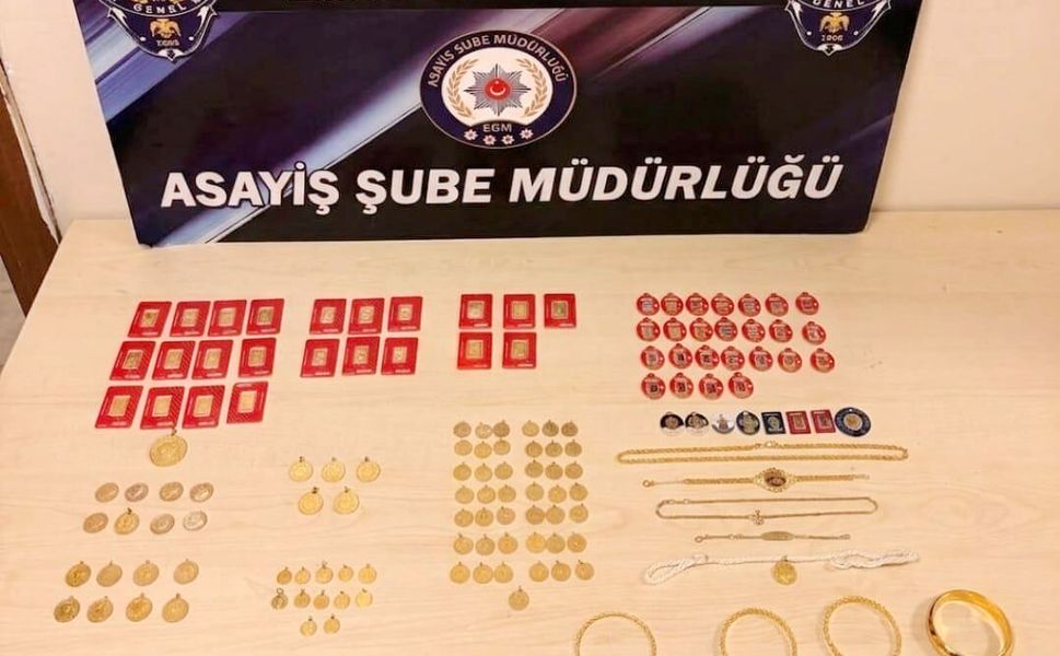 Kendilerini komiser olarak tanıttığı kişiyi 3 milyon lira dolandırdılar: 2 tutuklu