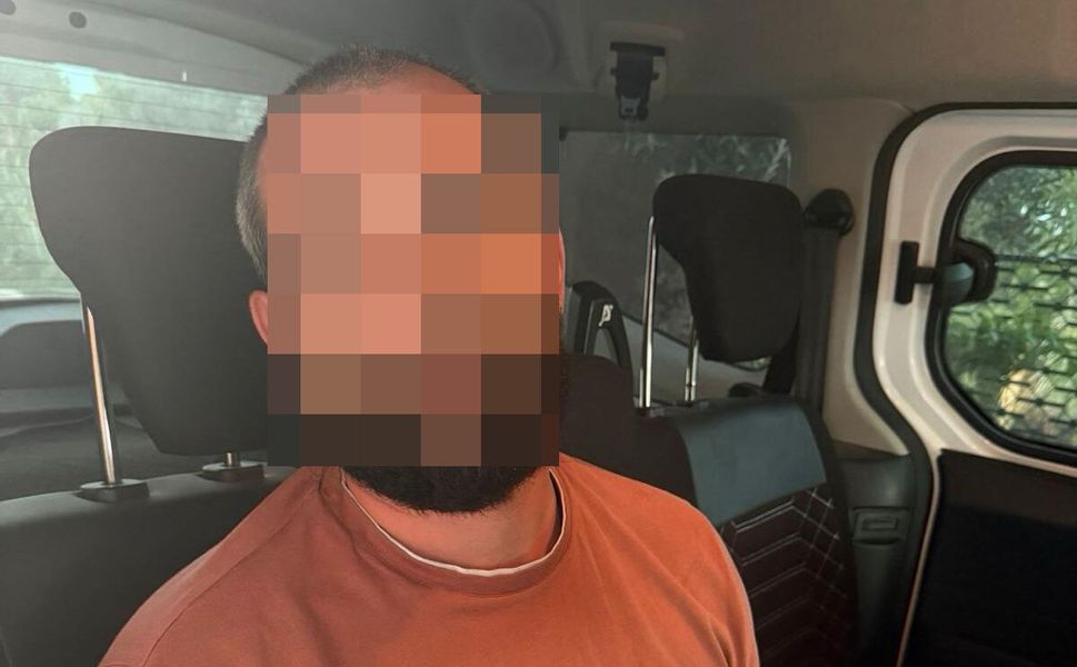 Antalya'da kırmızı bültenle aranan şüpheli, kaldığı otelde yakalandı