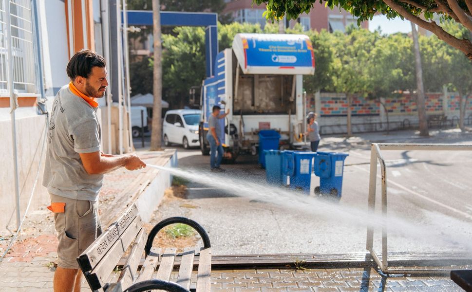 Alanya'da okullar temizleniyor