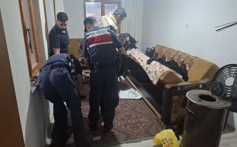 Yasa dışı bahis operasyonunda 11 gözaltı: hesaplarda 566 milyon TL'lik işlem hacmi