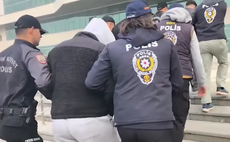 35 ilde 275 'siber' gözaltı!