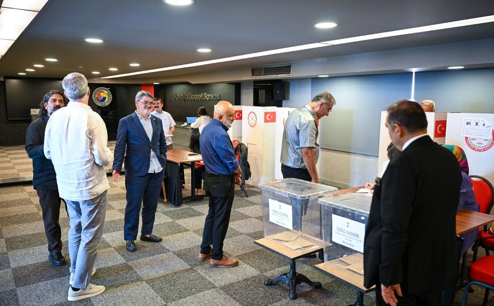 ATB'de Ali Çandır güven tazeledi