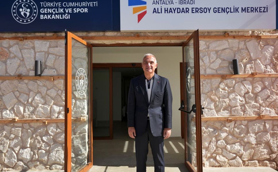 Bakan Ersoy: Hedefimiz, her evladımızın aynı fırsatlara ulaşabilmesi