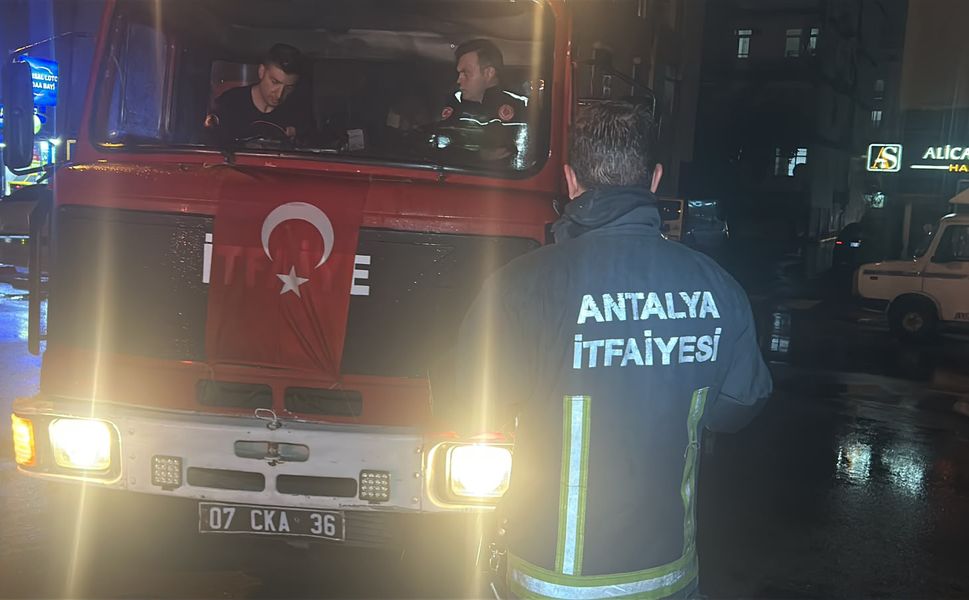 Boş dairede yangın büyümeden söndürüldü