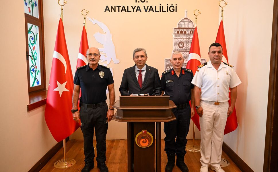 Vali Şahin'den eylül ayı güvenlik ve asayiş değerlendirmesi