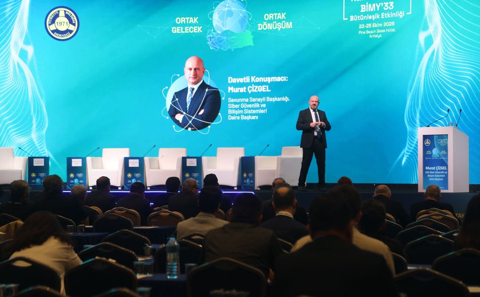 Dijital Türkiye'nin geleceği Antalya'da masaya yatırılıyor