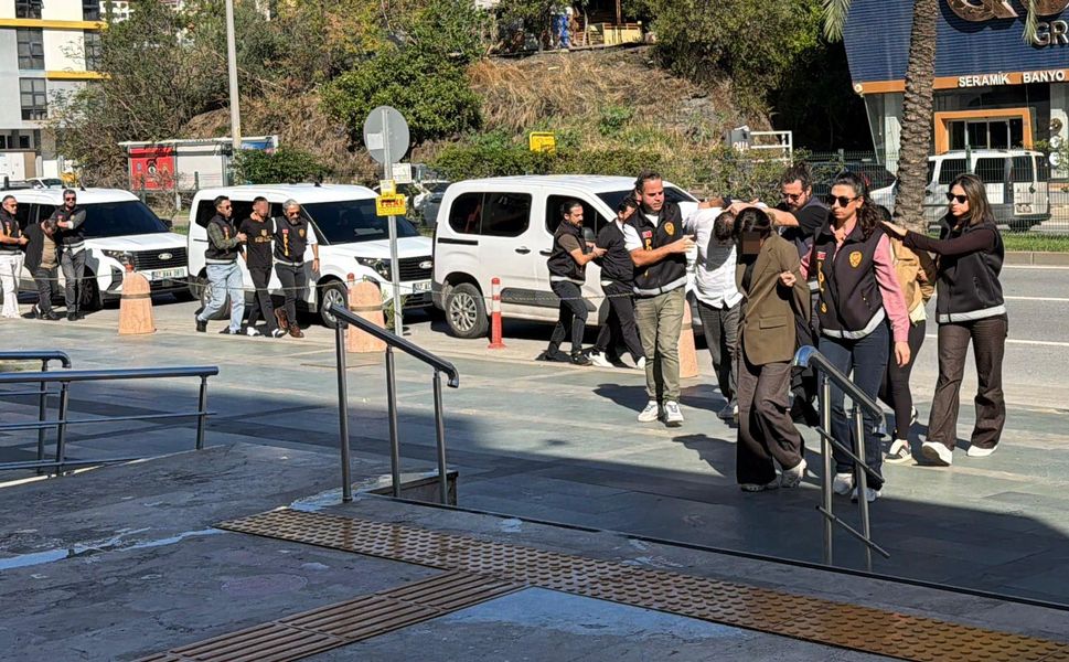 Alanya’da 15 milyon avroluk senet operasyonu: 7 gözaltı