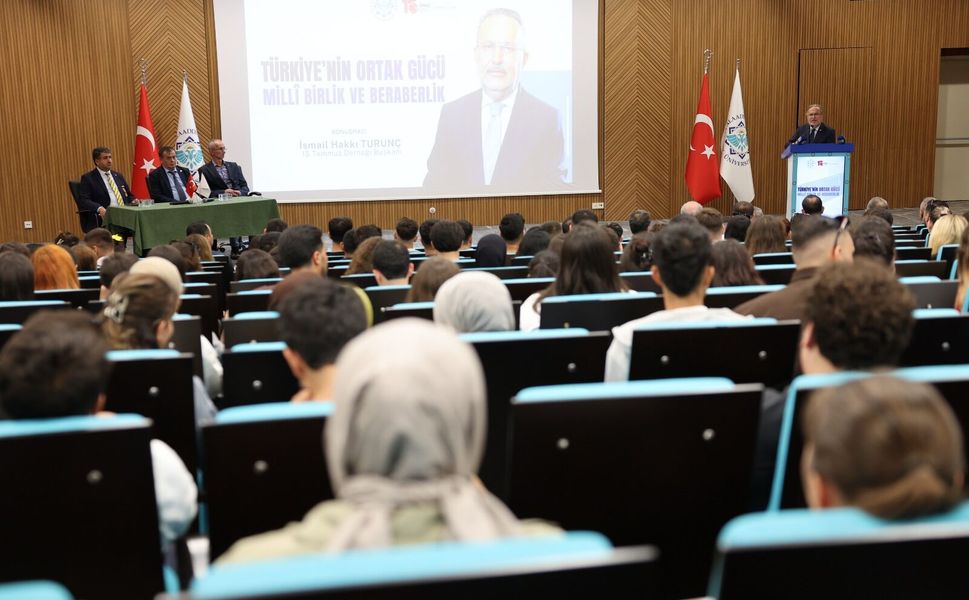 ALKÜ’de 15 Temmuz ve Millî Birlik ruhu konuşuldu