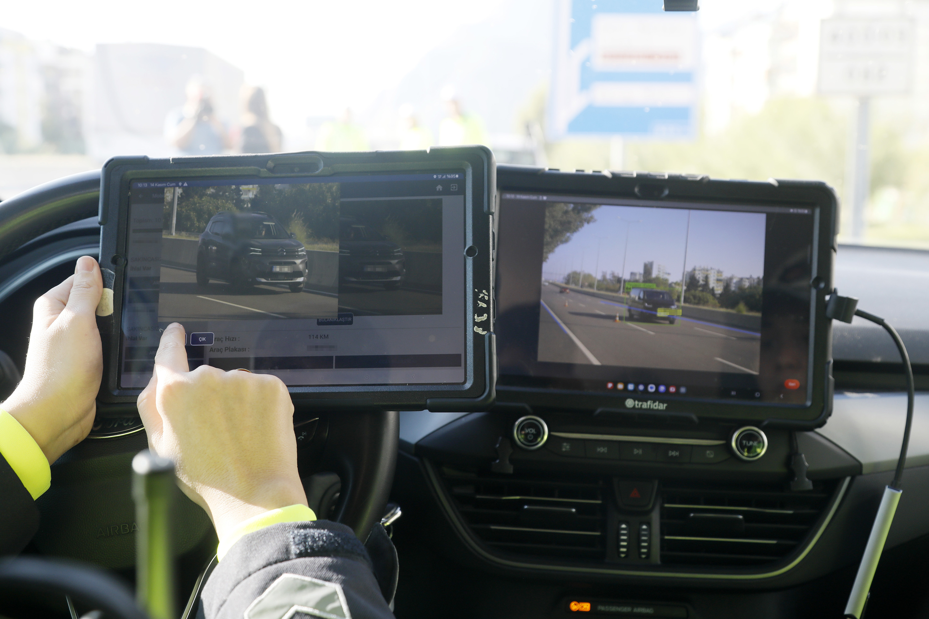 Y A P A Y Z E K A L I R A D A R S I S T E M I Y L E 4 S E R I T T E 1020184 302721