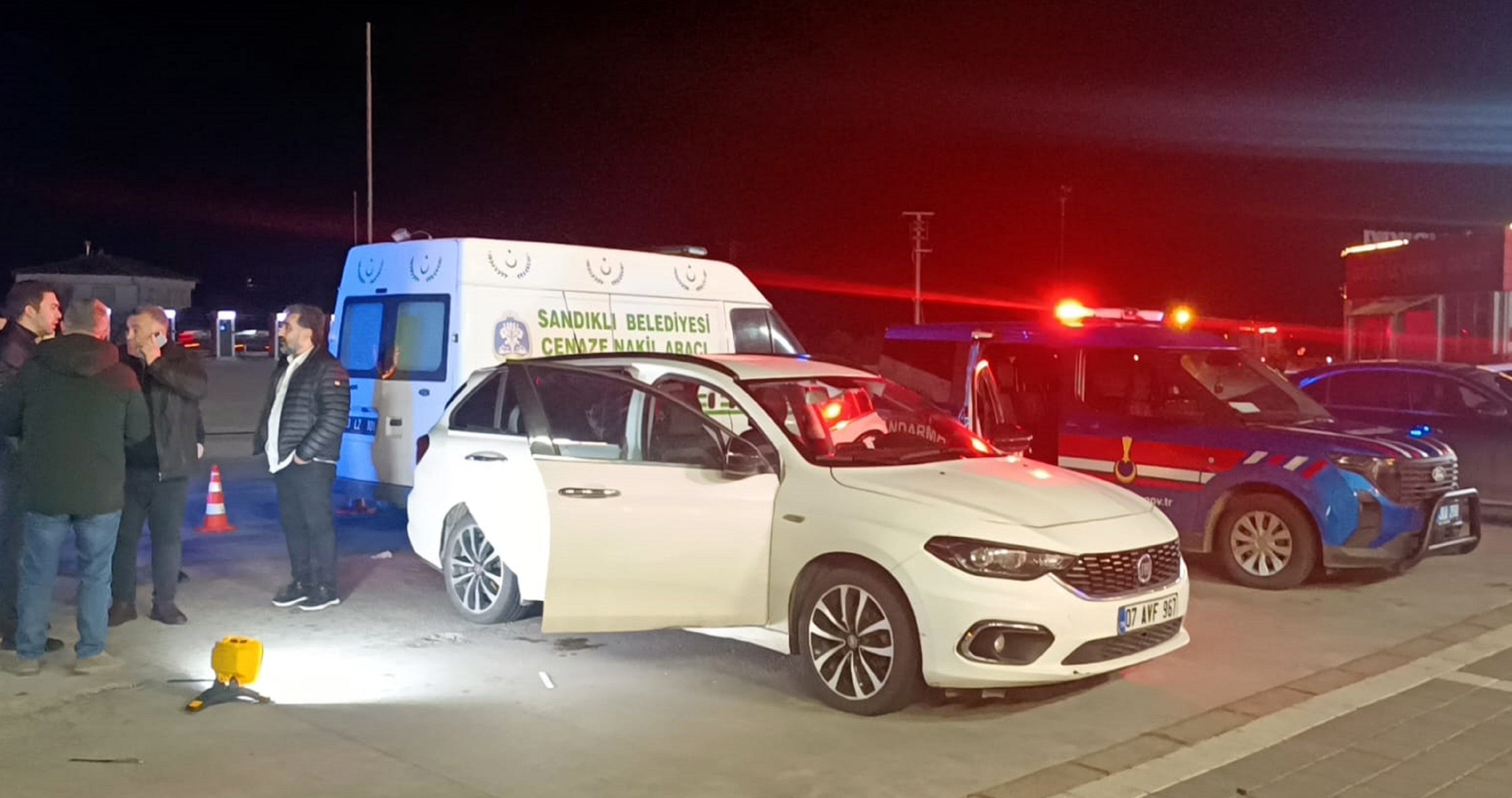 P A R K H A L I N D E K I O T O M O B I L D E E R K E K C E S E D I B 1170022 347514