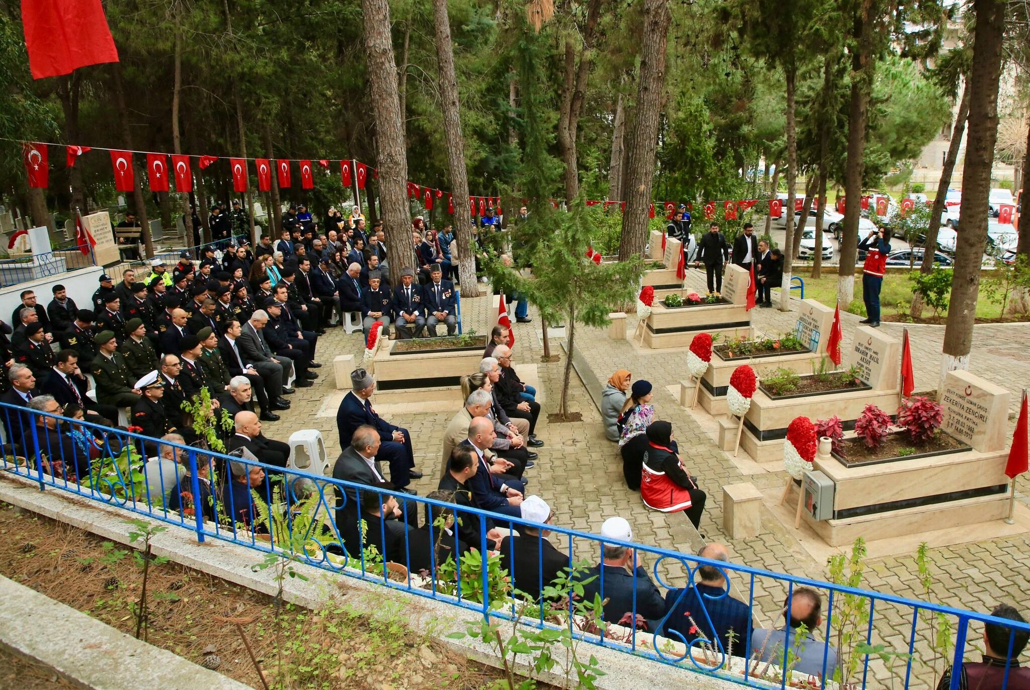 653469592 937664241952283 3358421598610933315 N