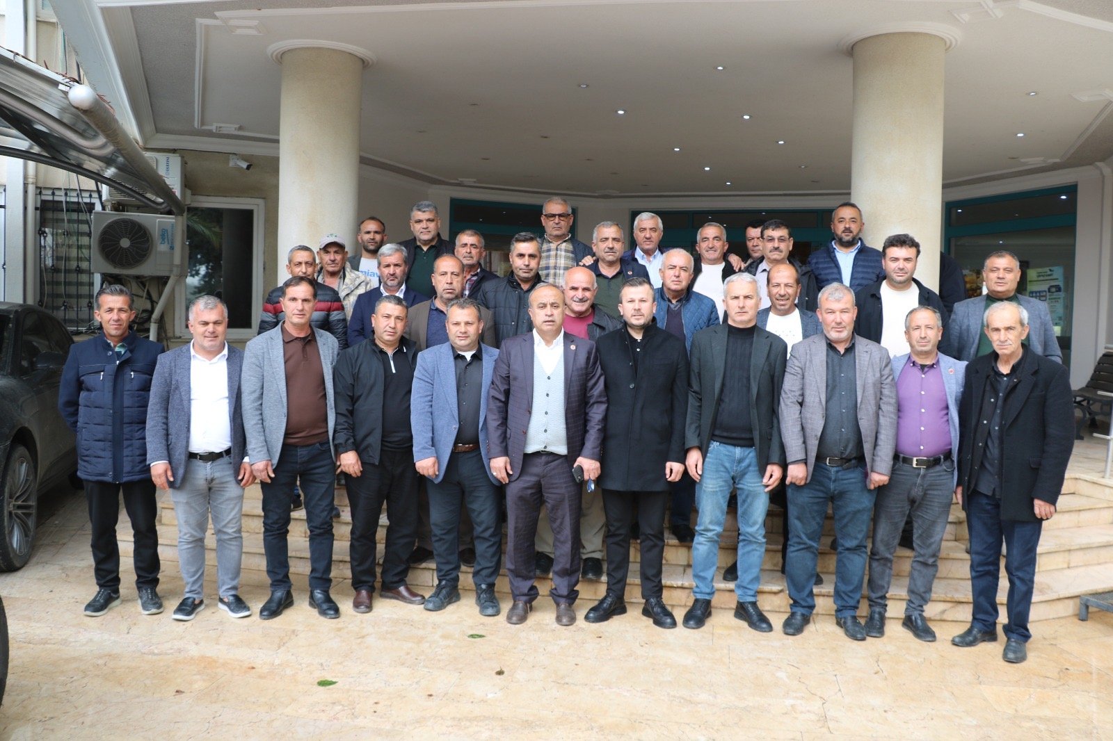 Alanya’da muhtarlar imza kampanyası başlattı