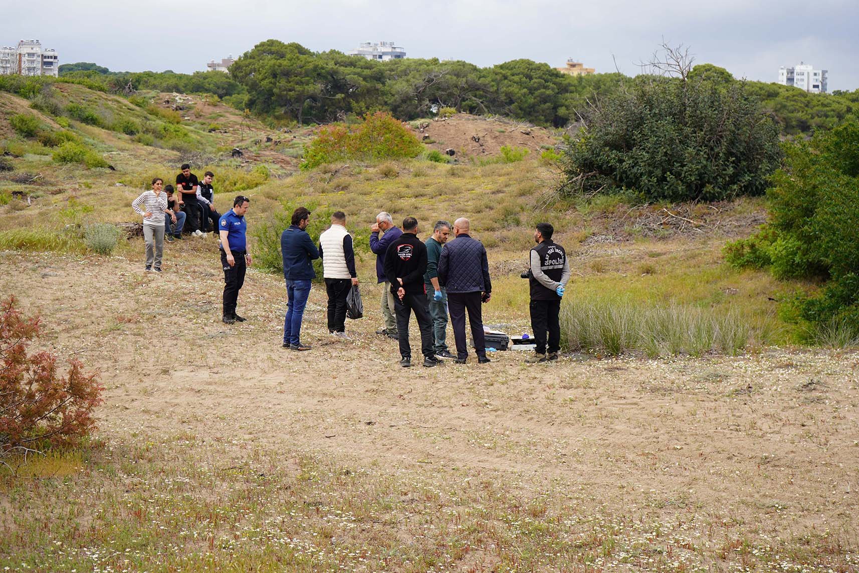 Ormanda erkek cesedi bulundu