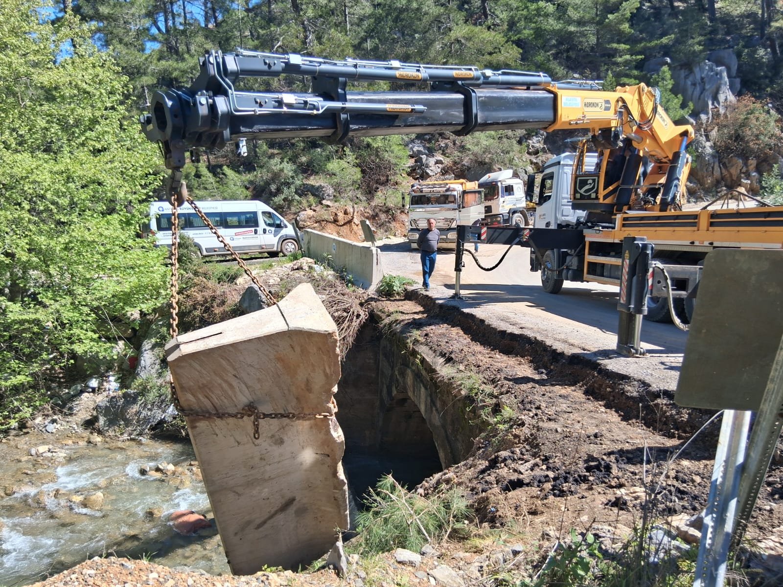 Alanya'da 60 yıllık köprü yenileniyor