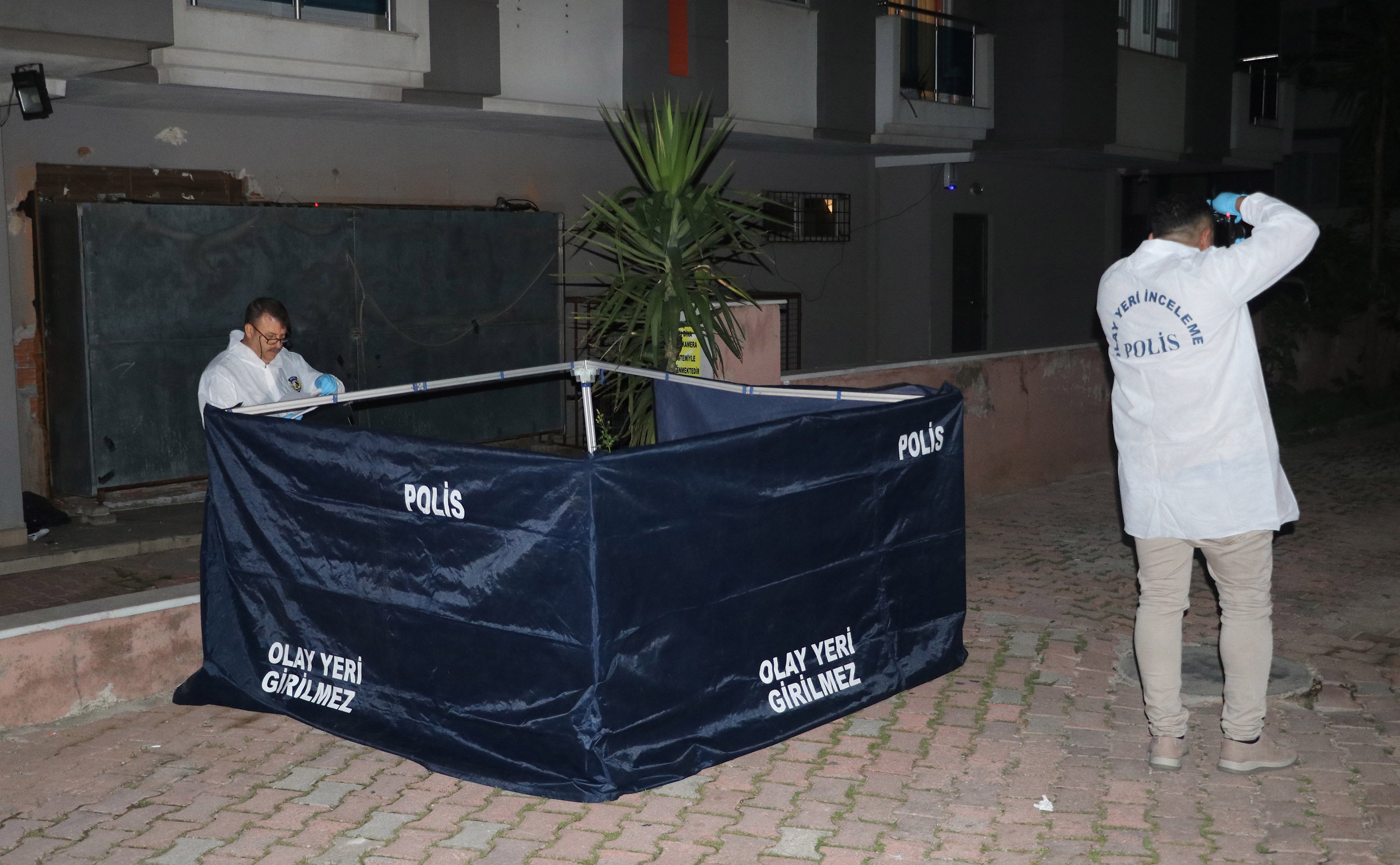 Antalya'da yol kenarında ölü bulundu