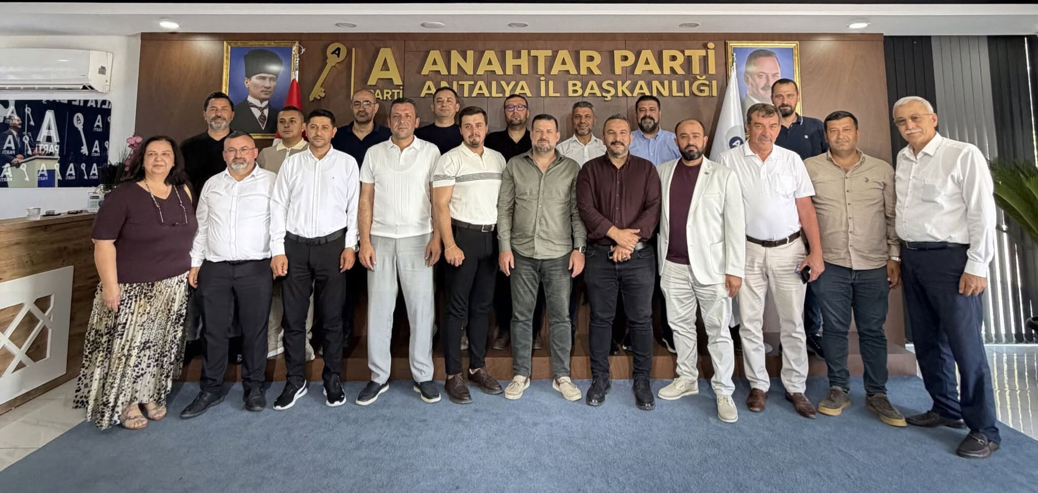 Anahtar Parti Alanya, Antalya İlçe Başkanları Toplantısı’na katıldı