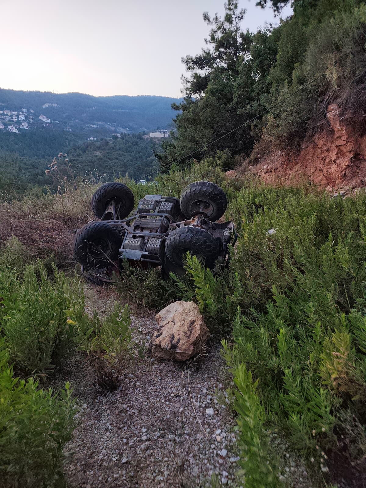 Alanya'da Atv Uçuruma Yuvarlandı 1 Yaralı